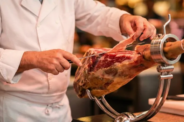 SECUNDARIA JAMÓN_ 600x400_Iberico schouderham - Jamón de Cebo (100%, 75% of 50% Iberisch ras)_2.webp