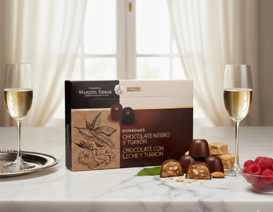 [DEL-0141] Mix van bonbons: puur & melk met turrón